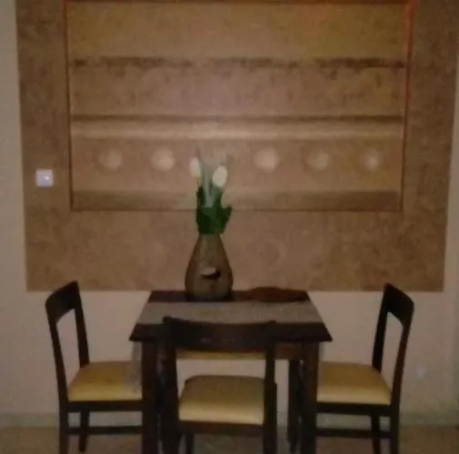 έβενος Βίλα