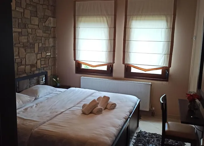 Villa Evenos Káto Loutrákion